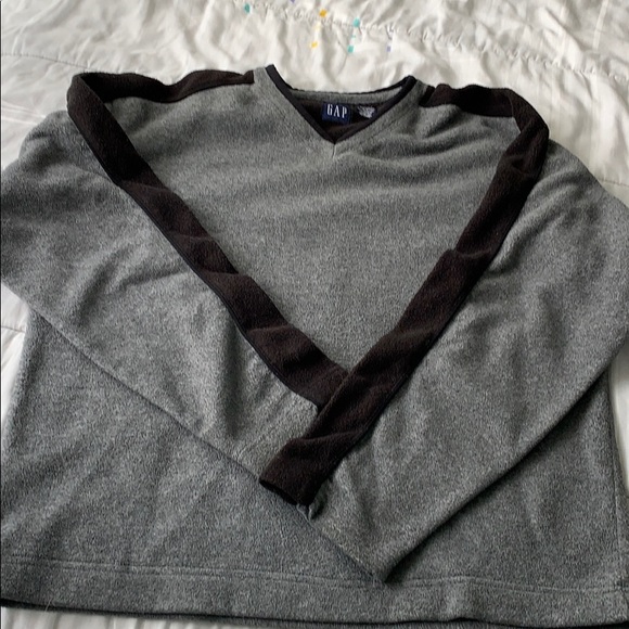 5 for $25 GAP dark gray v-neck sweatshirt - gently used - Picture 1 of 2